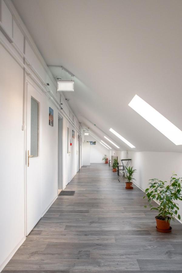 Kuelker Hostel Budapest Bagian luar foto